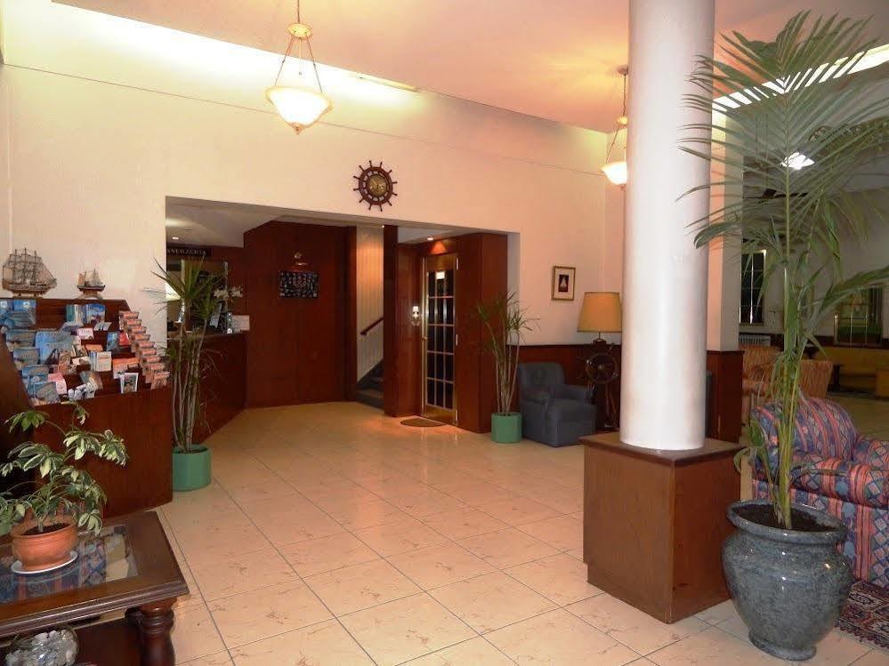 Hotel Atlantico Comodoro Rivadavia Exterior photo
