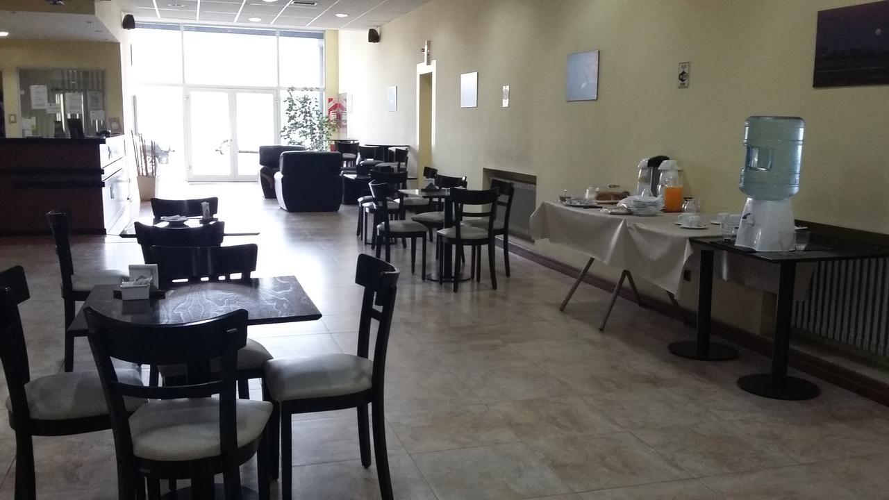 Hotel Atlantico Comodoro Rivadavia Exterior photo